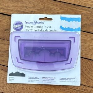Wilton Purple Bubbles Border Cutting Insert